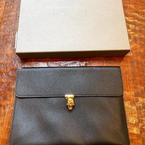 Alexander McQueen Skull black leather clutch
